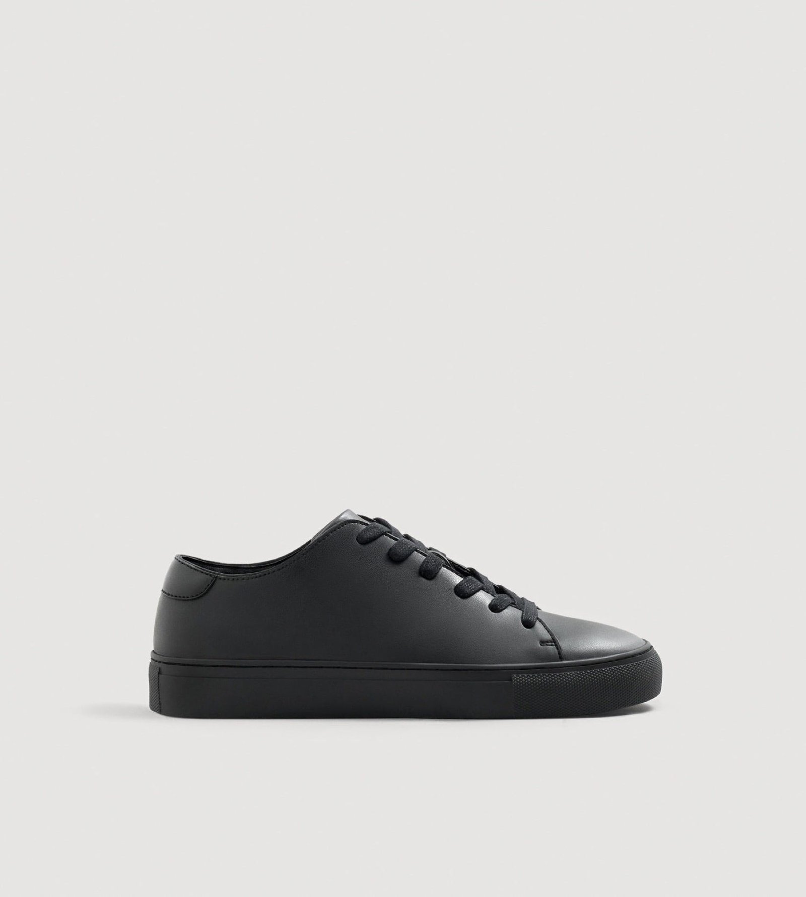 Leather sport shoes